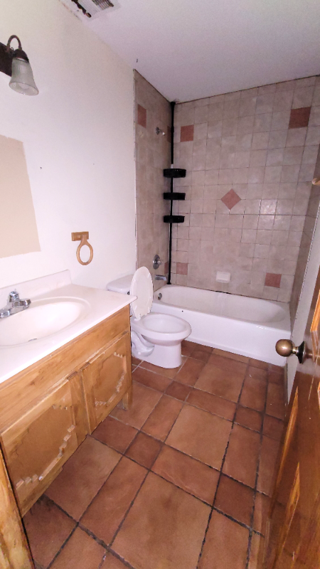 2700 Memphis Ave #A - Photo 6 of 13