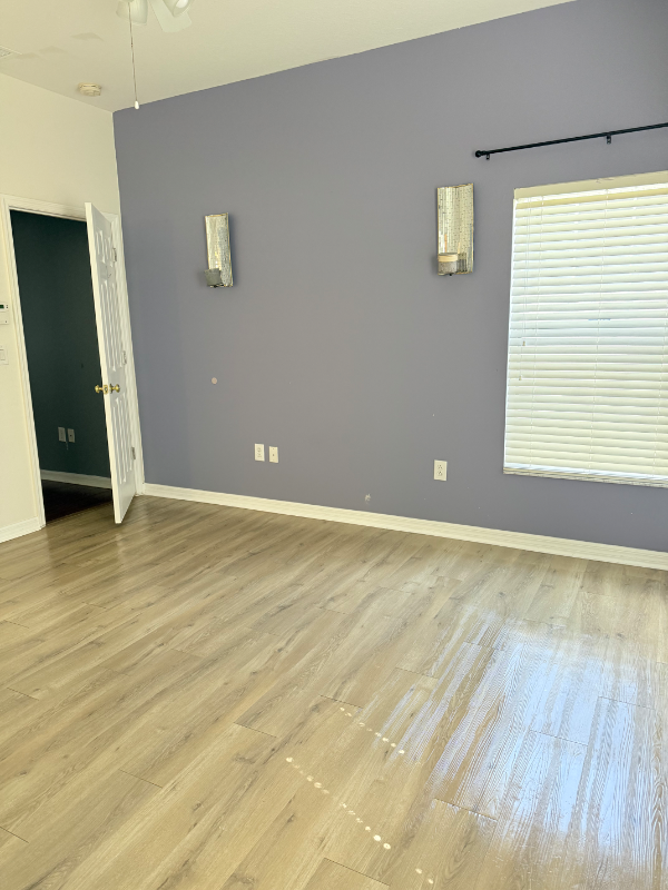 305 E Hanlon St - Photo 4 of 9