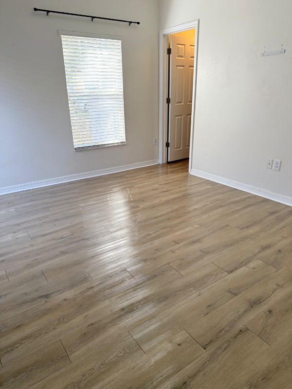 305 E Hanlon St - Photo 5 of 9