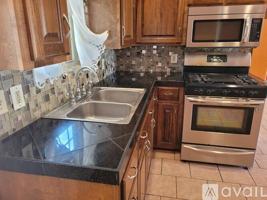 featured image of 1107 Devereaux St