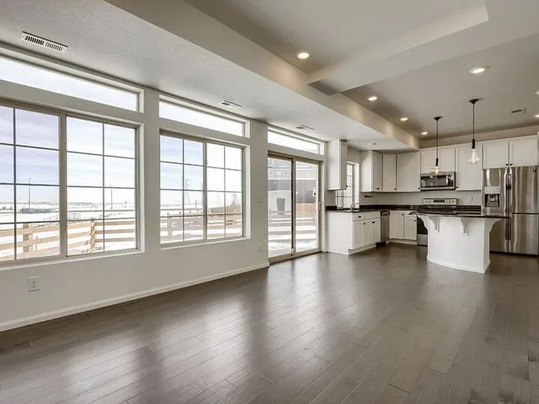 18377 E 102nd Pl - Photo 6 of 20