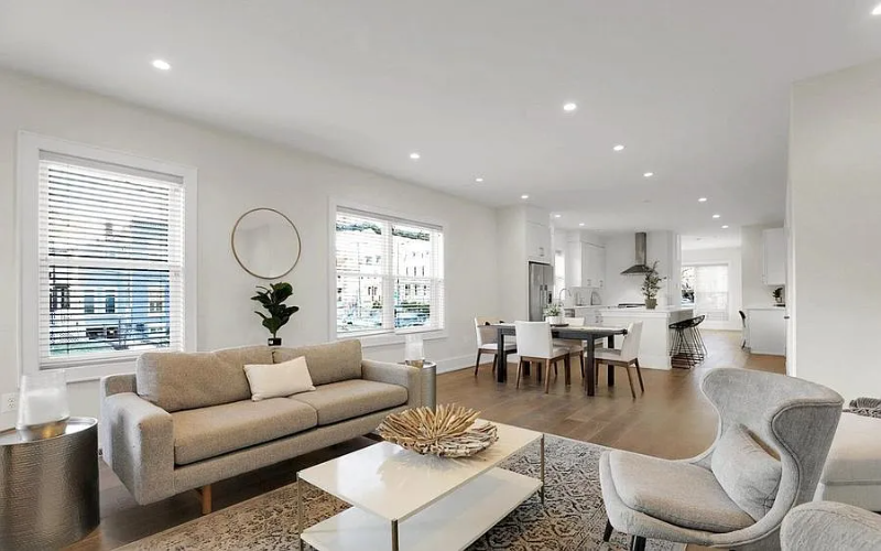 456 Randolph St Nw #1 - Photo 3 of 20