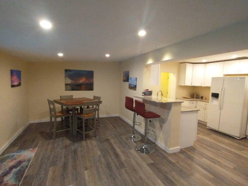 1865 Washington Ave - Photo 6 of 18