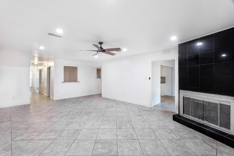 106 Westchester St - Photo 5 of 20