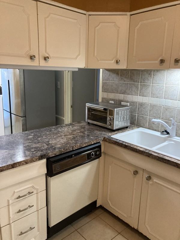 3730 Fairfield Ave #106 - Photo 2 of 19