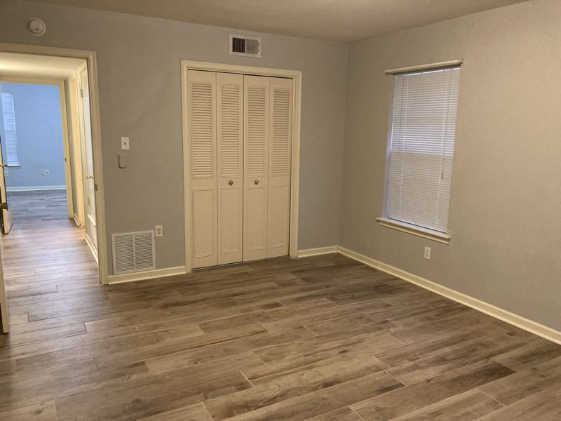 3730 Fairfield Ave #106 - Photo 7 of 19