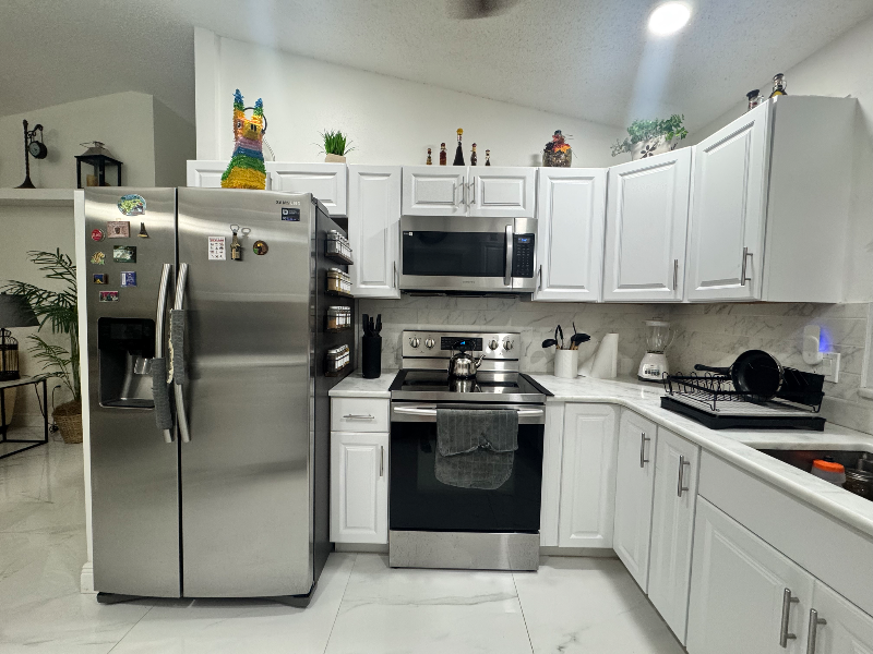 949 Cinnamon Ct - Photo 2 of 8