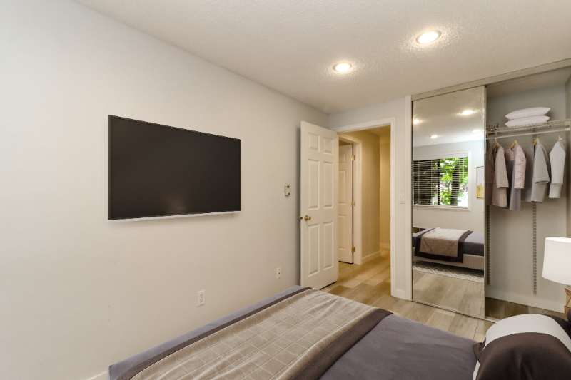 12726 Ne 116th Ln #E10 - Photo 4 of 18