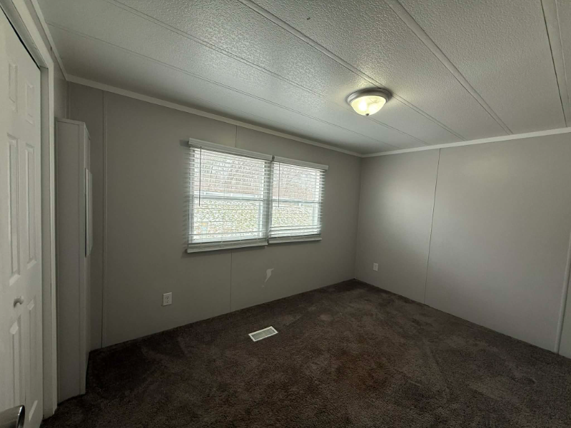 1236 N Oaklane Rd #290 - Photo 7 of 9