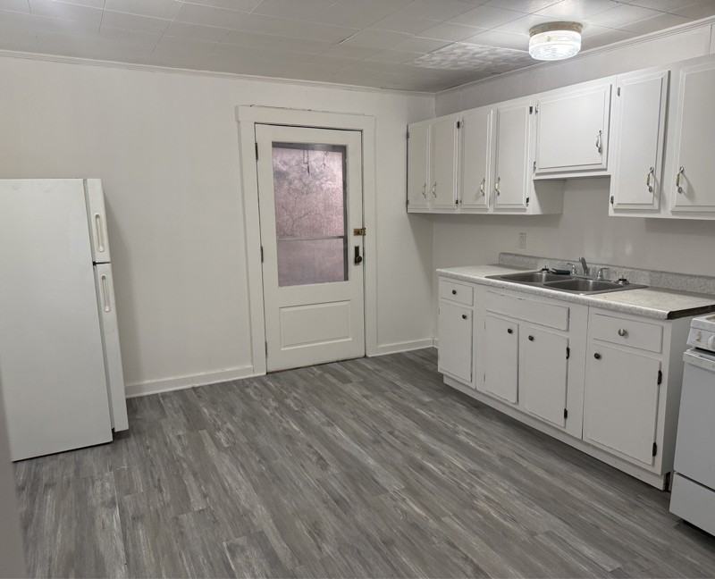 2509 Hess Ave #REAR - Photo 2 of 8