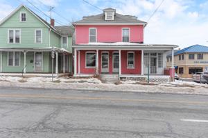 featured image of 358 York St