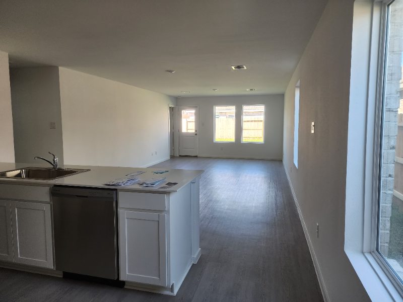 3045 Fantasy Terrace Dr - Photo 2 of 7