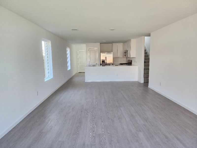 3045 Fantasy Terrace Dr - Photo 3 of 7