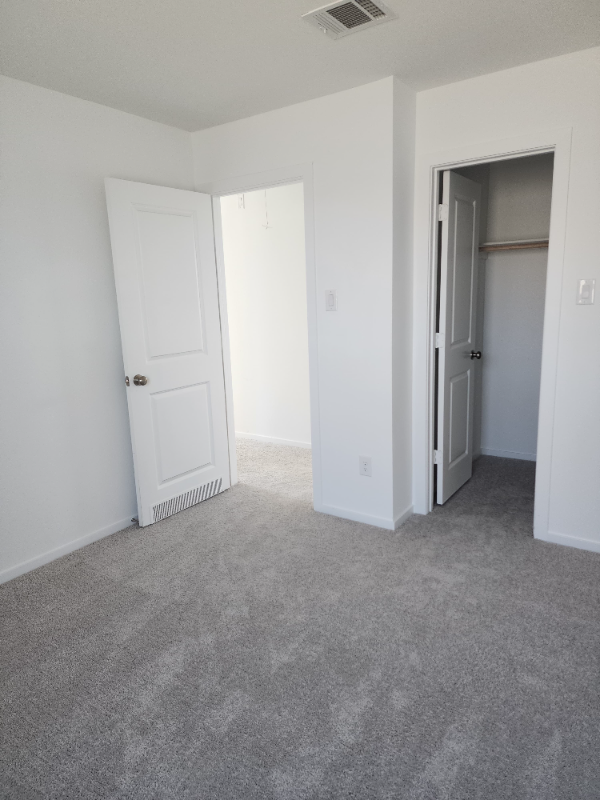 3045 Fantasy Terrace Dr - Photo 6 of 7