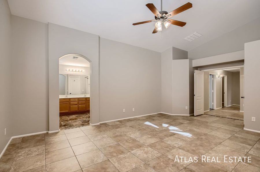 1305 W Busa Dr - Photo 7 of 16