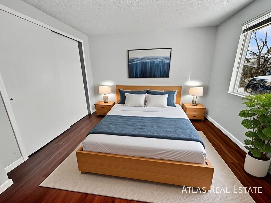 1016 Magnolia St #B - Photo 3 of 21