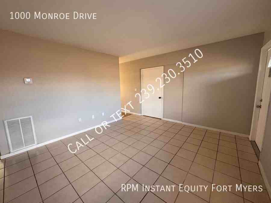 1000 Monroe Dr - Photo 3 of 22