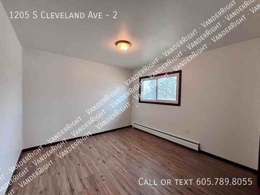 1205 S Cleveland Ave #2 - Photo 7 of 13