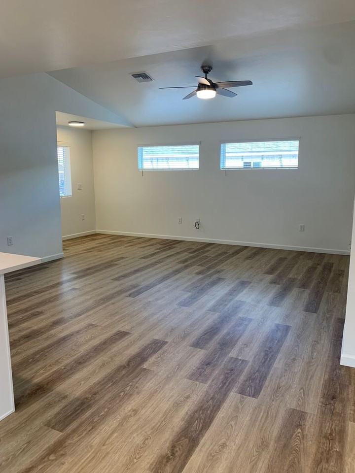 2494 S Clovis Pl - Photo 4 of 38
