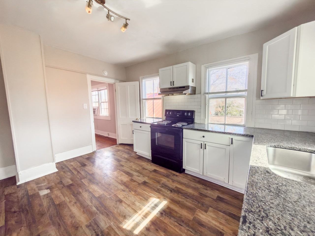 Downtown Duplex - Photo 6 of 31