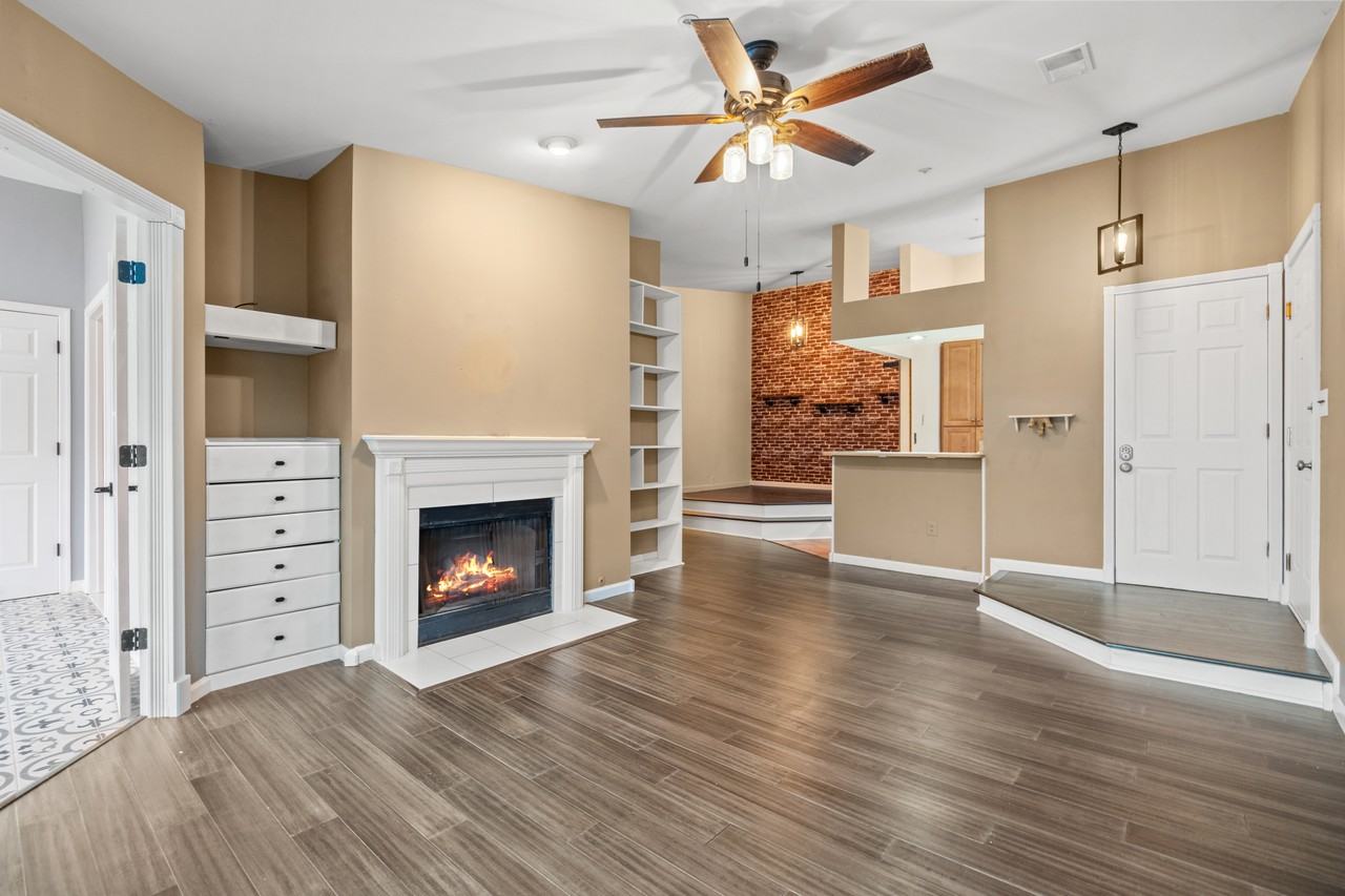 6109 Wigmore Ln #N - Photo 4 of 25