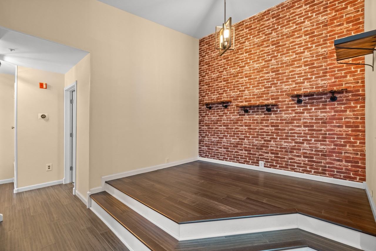 6109 Wigmore Ln #N - Photo 5 of 25