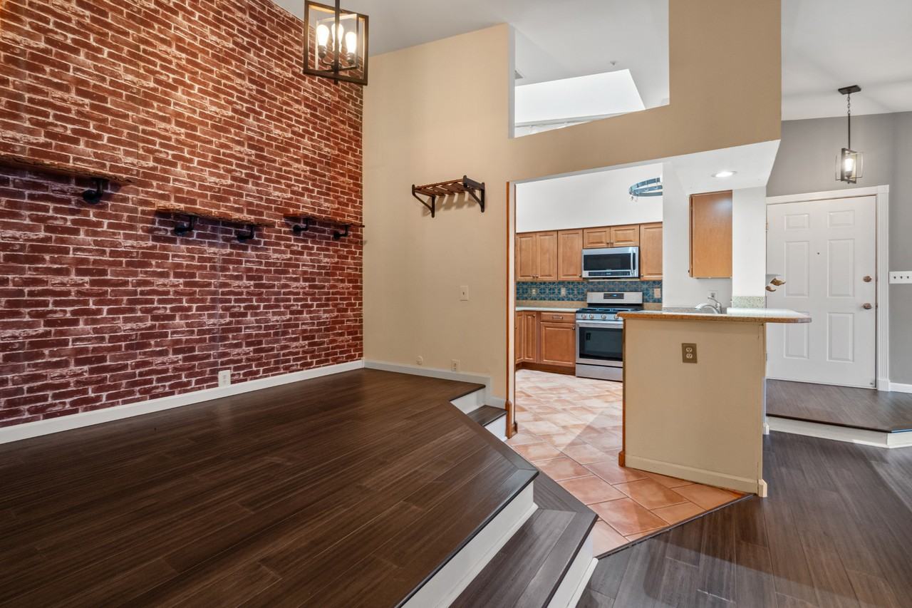 6109 Wigmore Ln #N - Photo 6 of 25