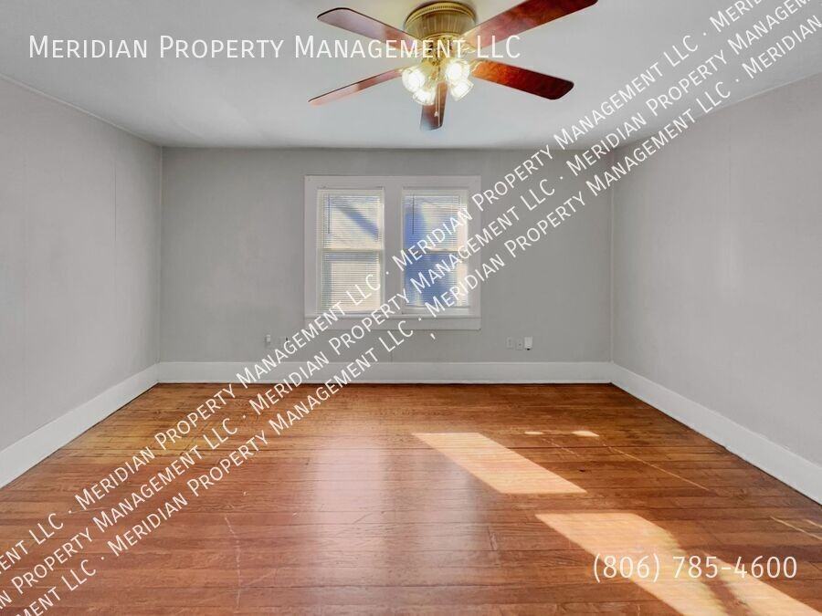 2320 20th St - Photo 6 of 24