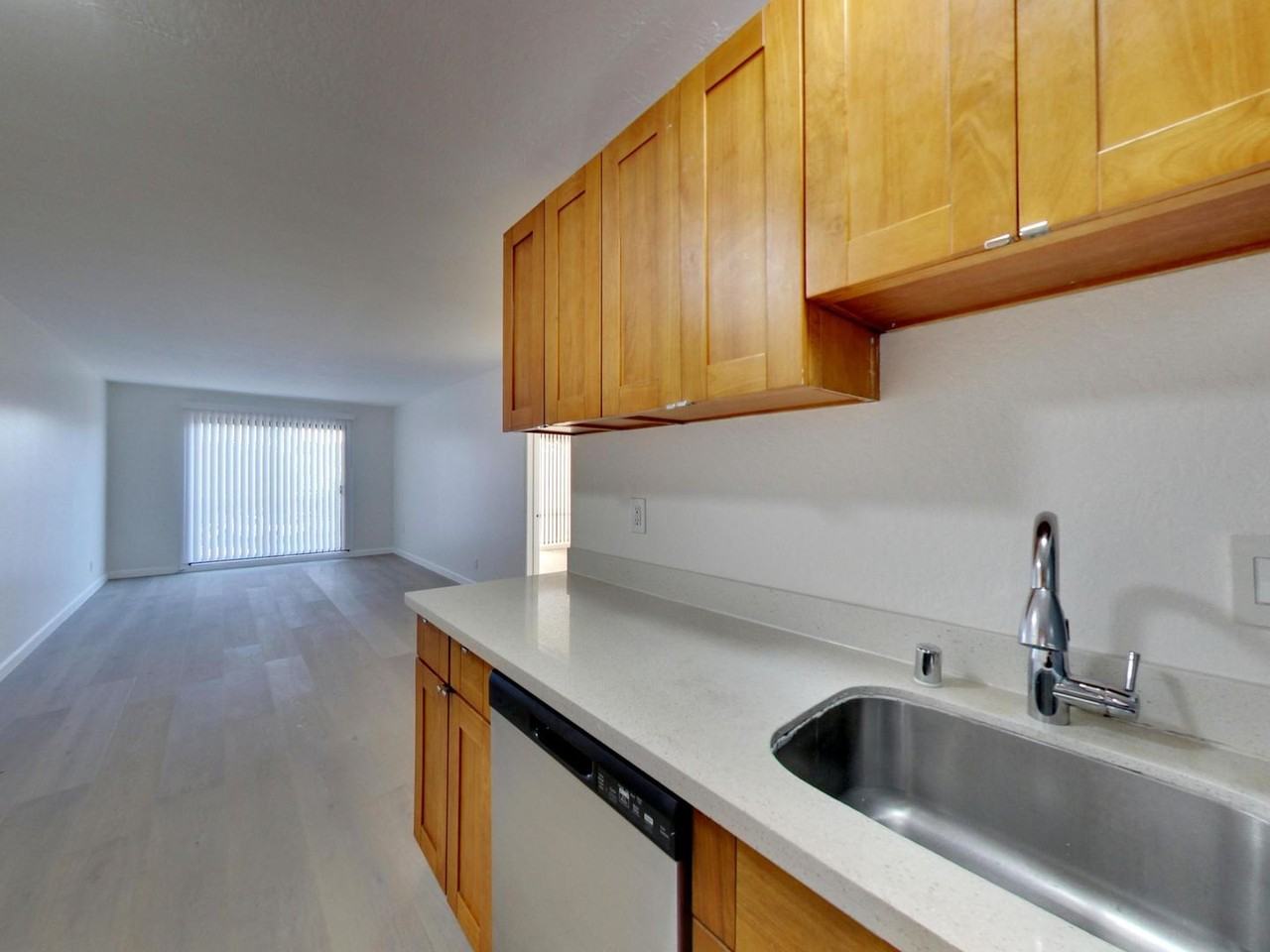 4225 Mission St #2 - Photo 4 of 16