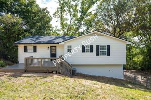 featured image of 948 E Valley Dr