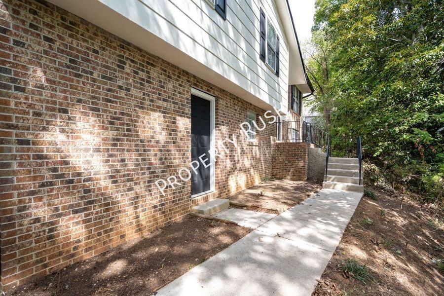 948 E Valley Dr - Photo 6 of 28