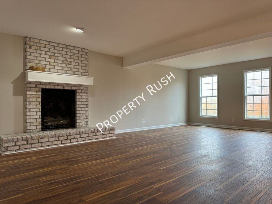 2945 Old Britain Cir - Photo 6 of 40