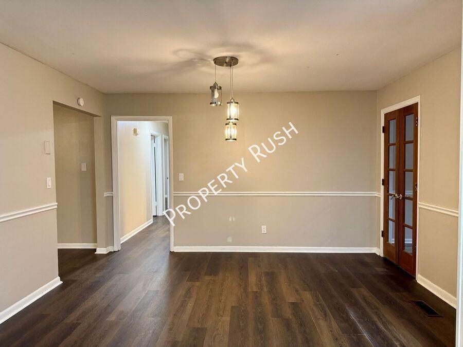 801 N Parkdale Ave - Photo 6 of 30