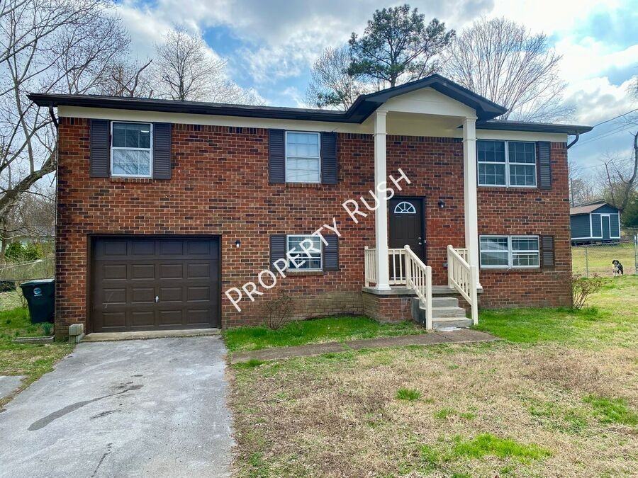 922 Delores Dr - Photo 2 of 35