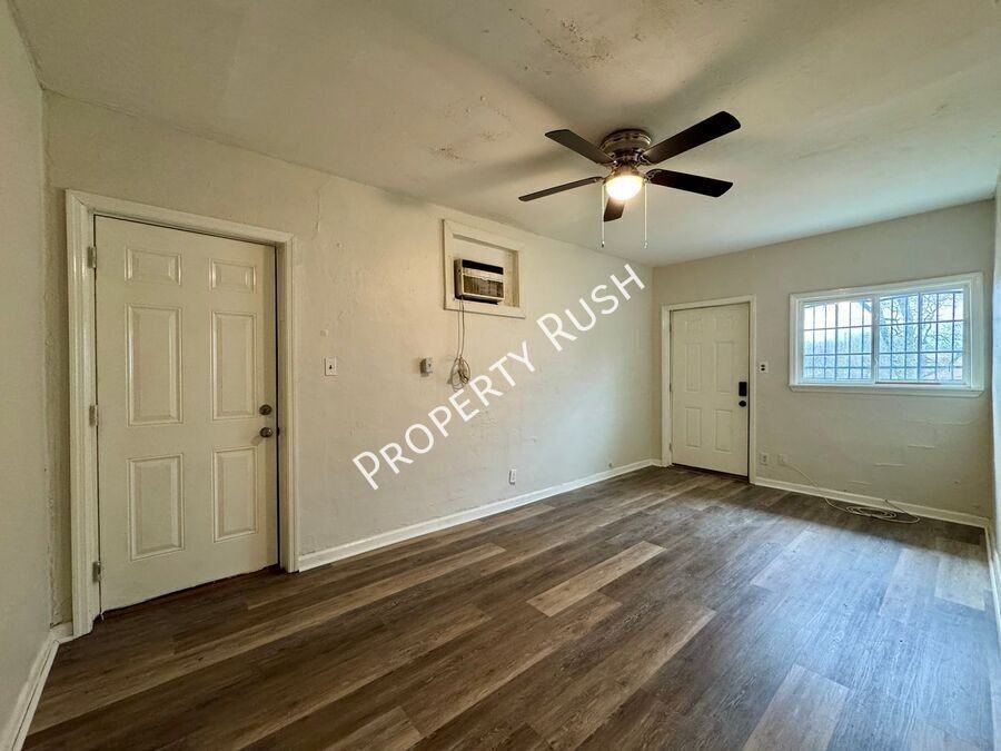 3603 Dorris St - Photo 4 of 11