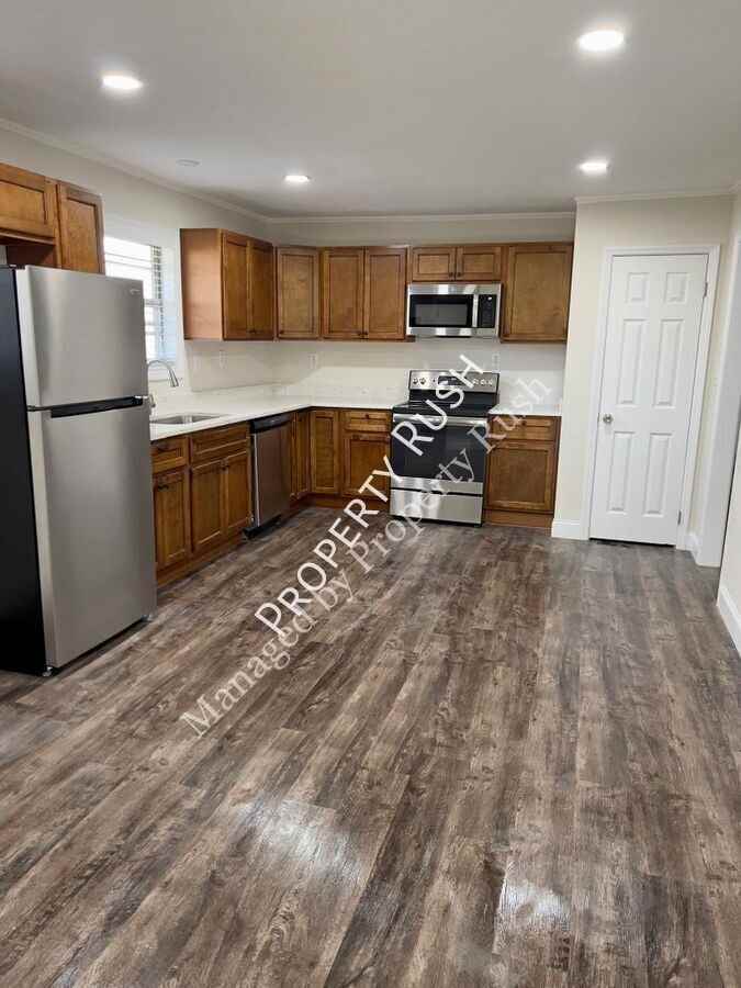 209 Signal View St - Photo 6 of 21