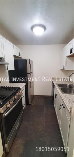 425 E Creekside Cir #A - Photo 7 of 18