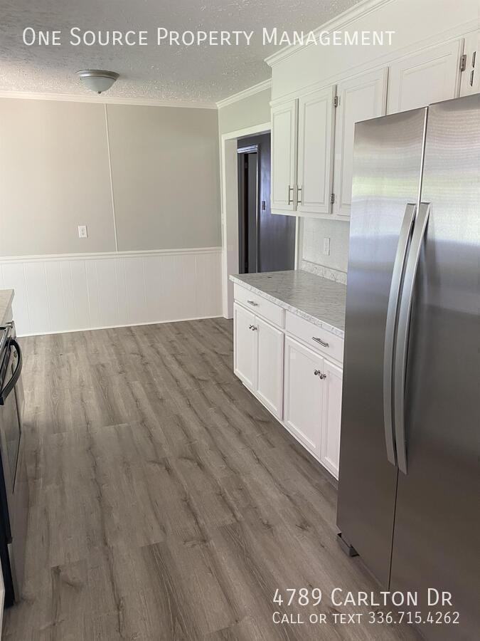 4789 Carlton Dr - Photo 7 of 27