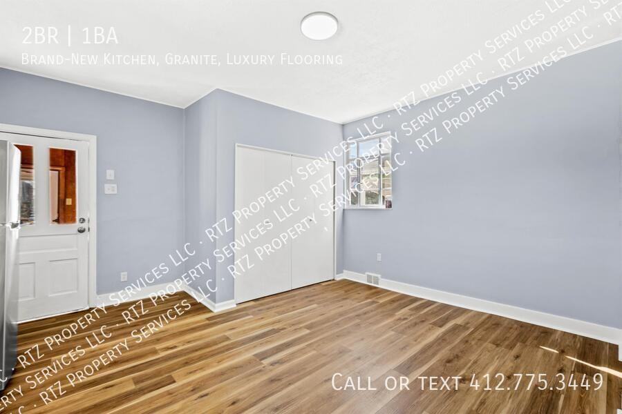 5920 Smithfield St - Photo 4 of 50