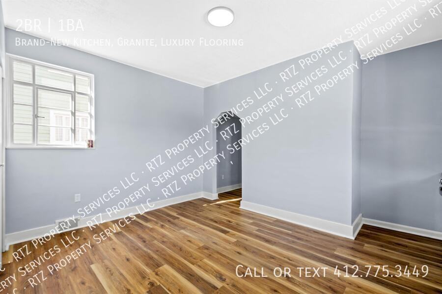 5920 Smithfield St - Photo 7 of 50