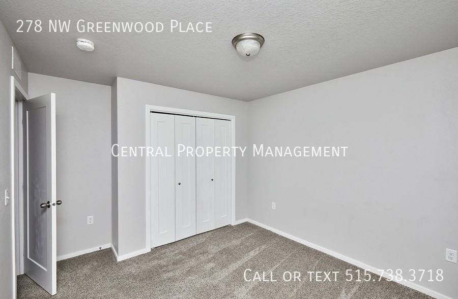 278 Nw Greenwood Pl - Photo 4 of 26