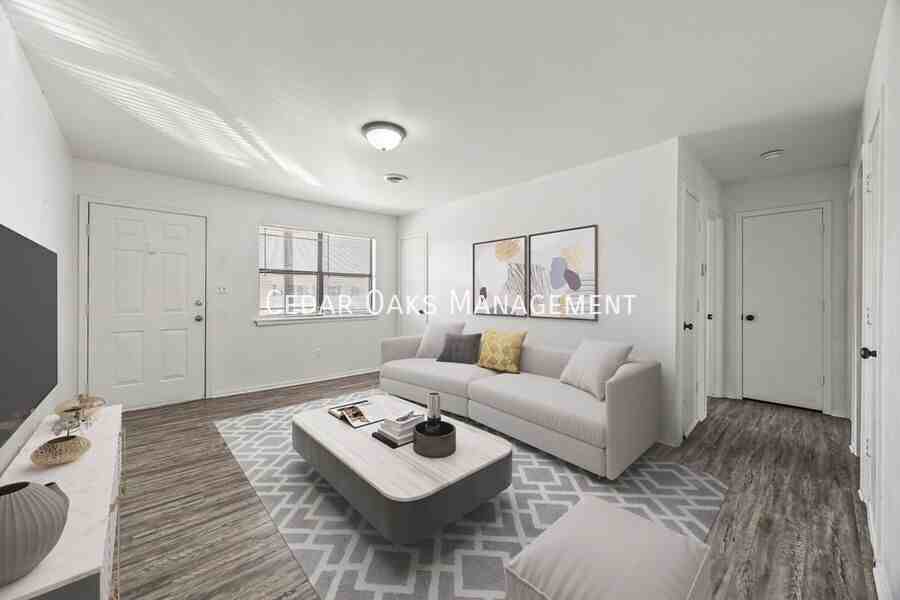 1931 W Deane St #H - Photo 3 of 50