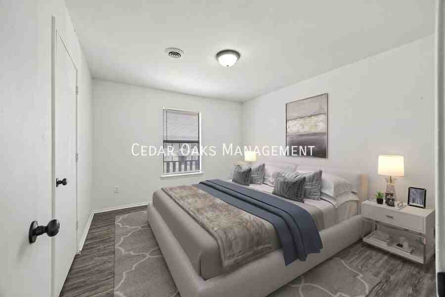 1931 W Deane St #H - Photo 5 of 50