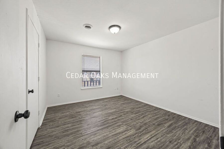 1931 W Deane St #U - Photo 7 of 50