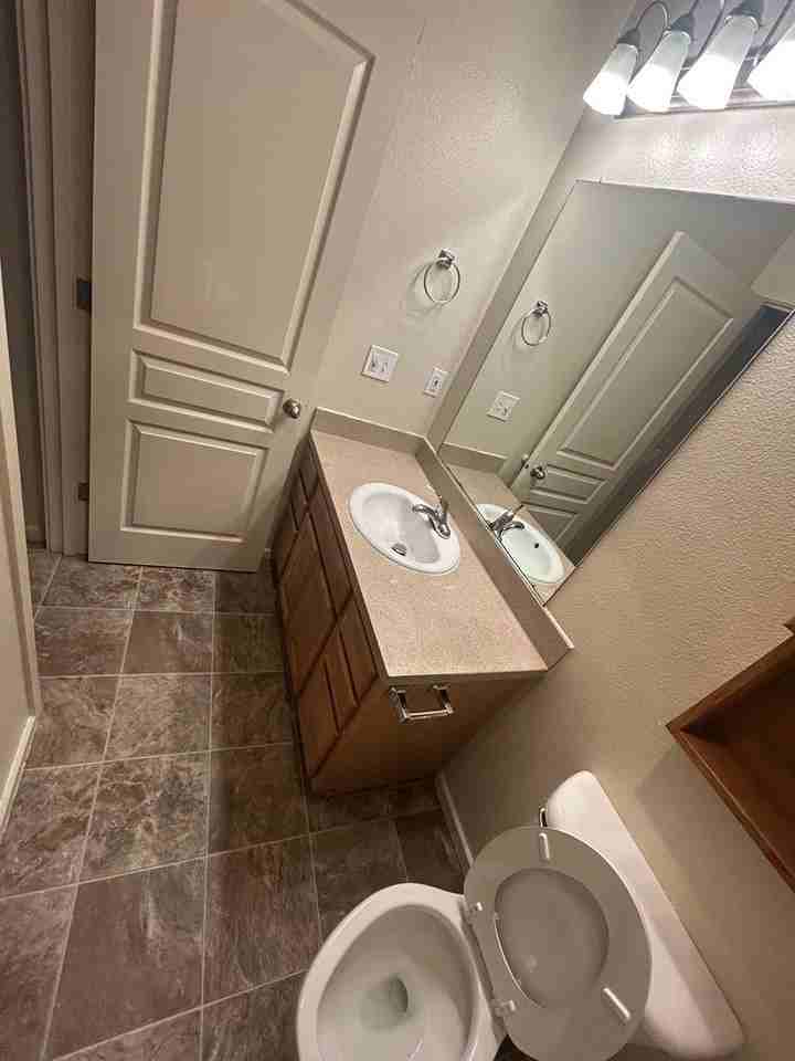 Plaza De Cedro - Photo 6 of 38