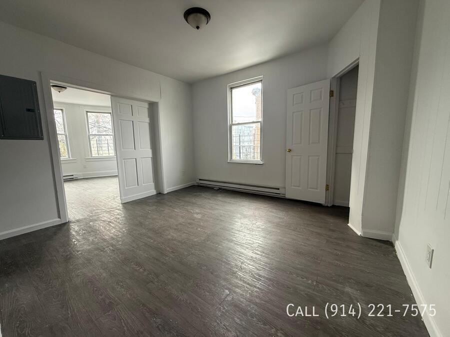 15 Cedar St - Photo 7 of 11