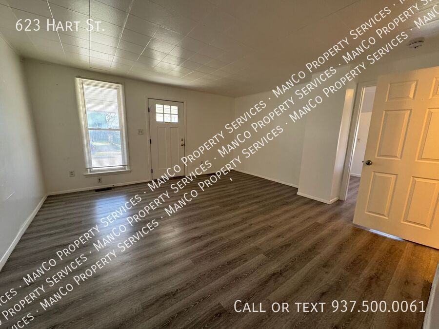 623 Hart St - Photo 5 of 9