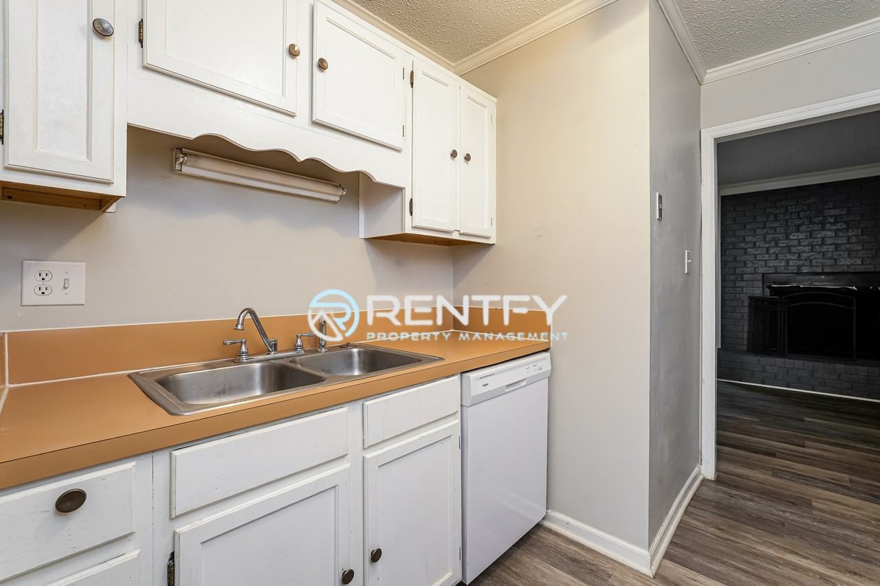 312 Mar Don Hills Ct #1 - Photo 6 of 15