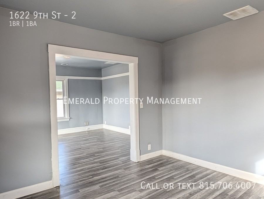 1622 9th St #2 - Photo 5 of 12