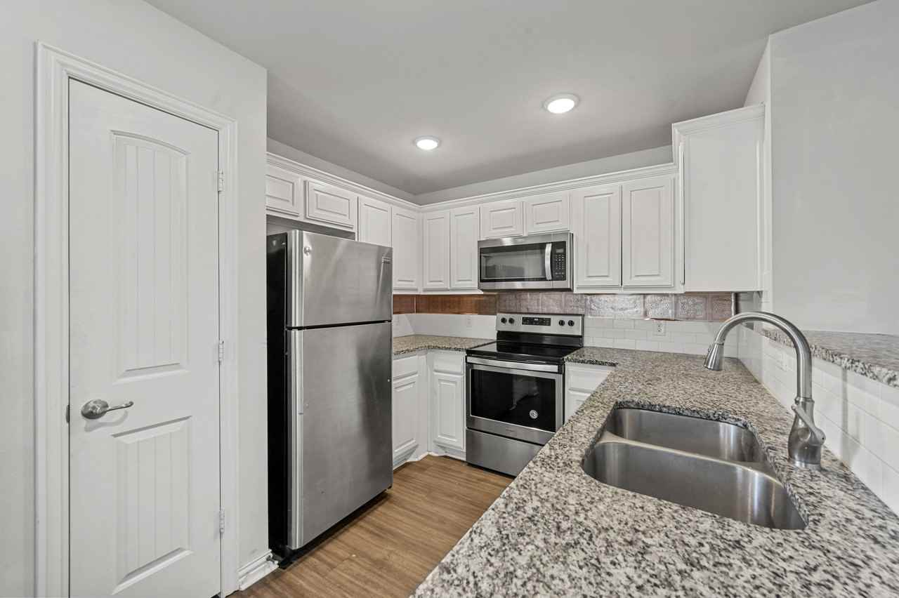 727 West Johnson StreetUnit A #1 - Photo 6 of 21